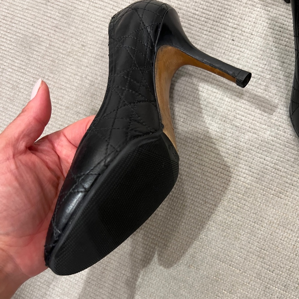 Dior Quilted Pump - Picture 6 of 12